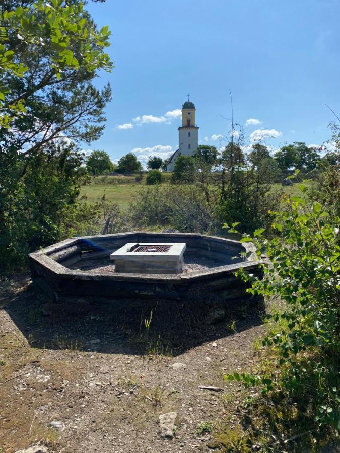 Apartamento Idyliska Boende Mitt Pa Oeland Färjestaden Exterior foto