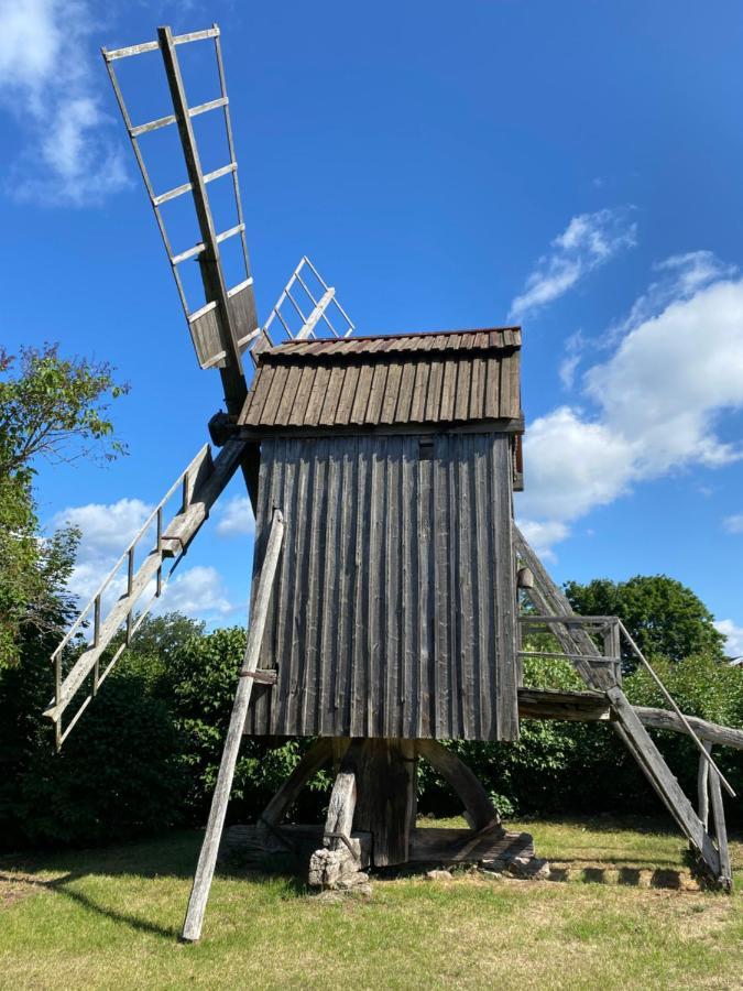 Apartamento Idyliska Boende Mitt Pa Oeland Färjestaden Exterior foto