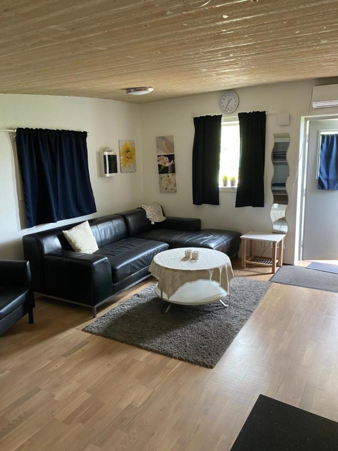 Apartamento Idyliska Boende Mitt Pa Oeland Färjestaden Exterior foto
