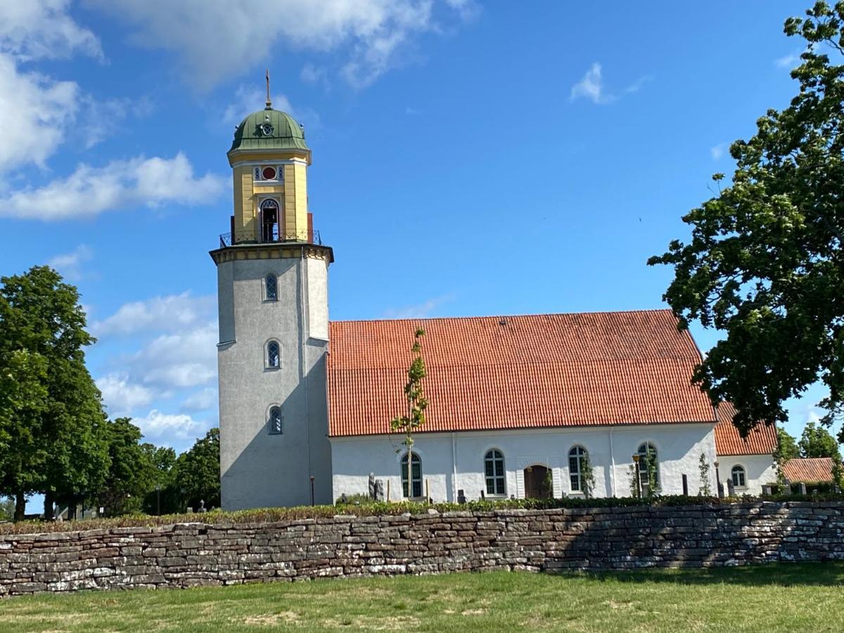 Apartamento Idyliska Boende Mitt Pa Oeland Färjestaden Exterior foto