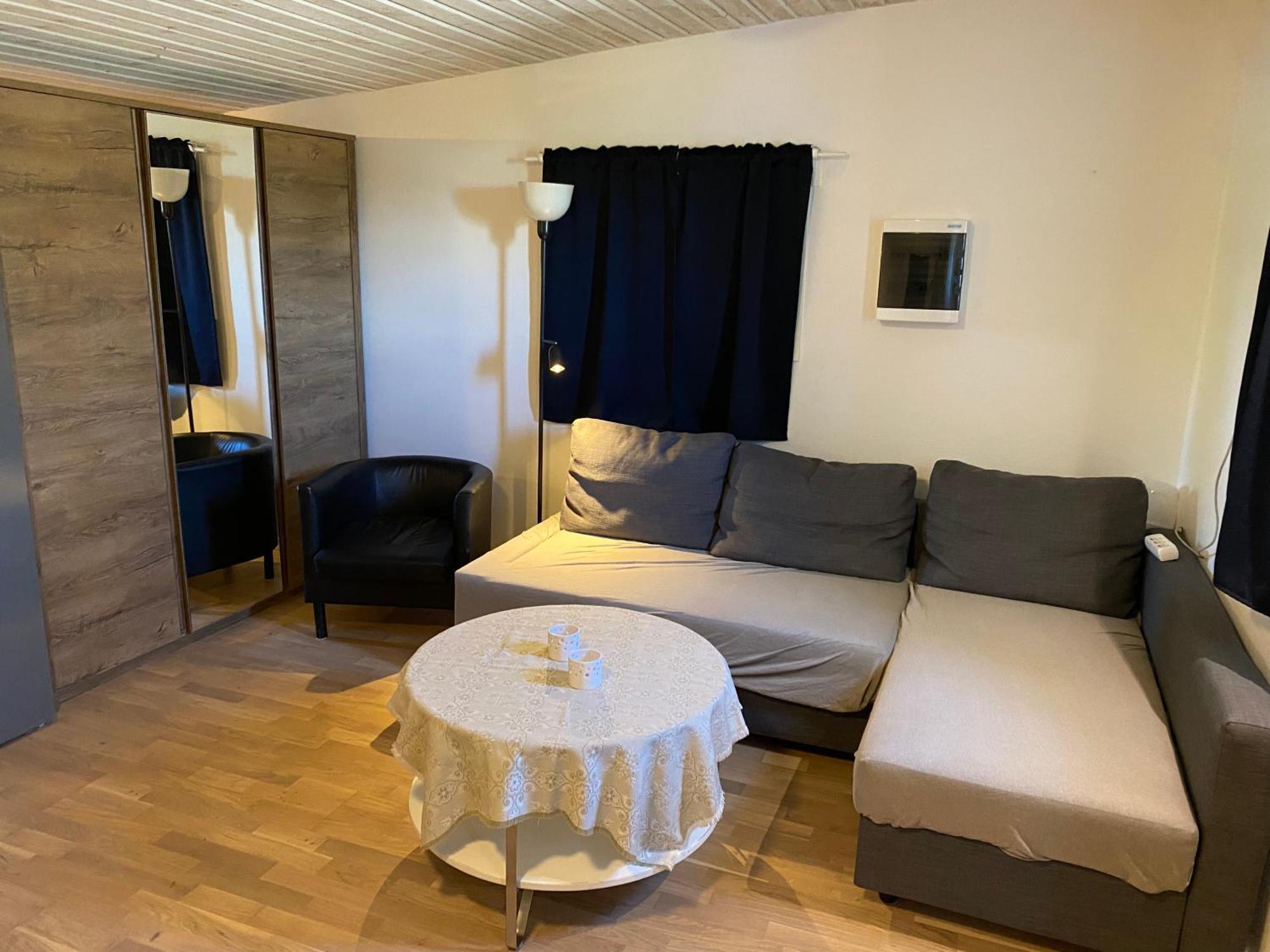 Apartamento Idyliska Boende Mitt Pa Oeland Färjestaden Exterior foto