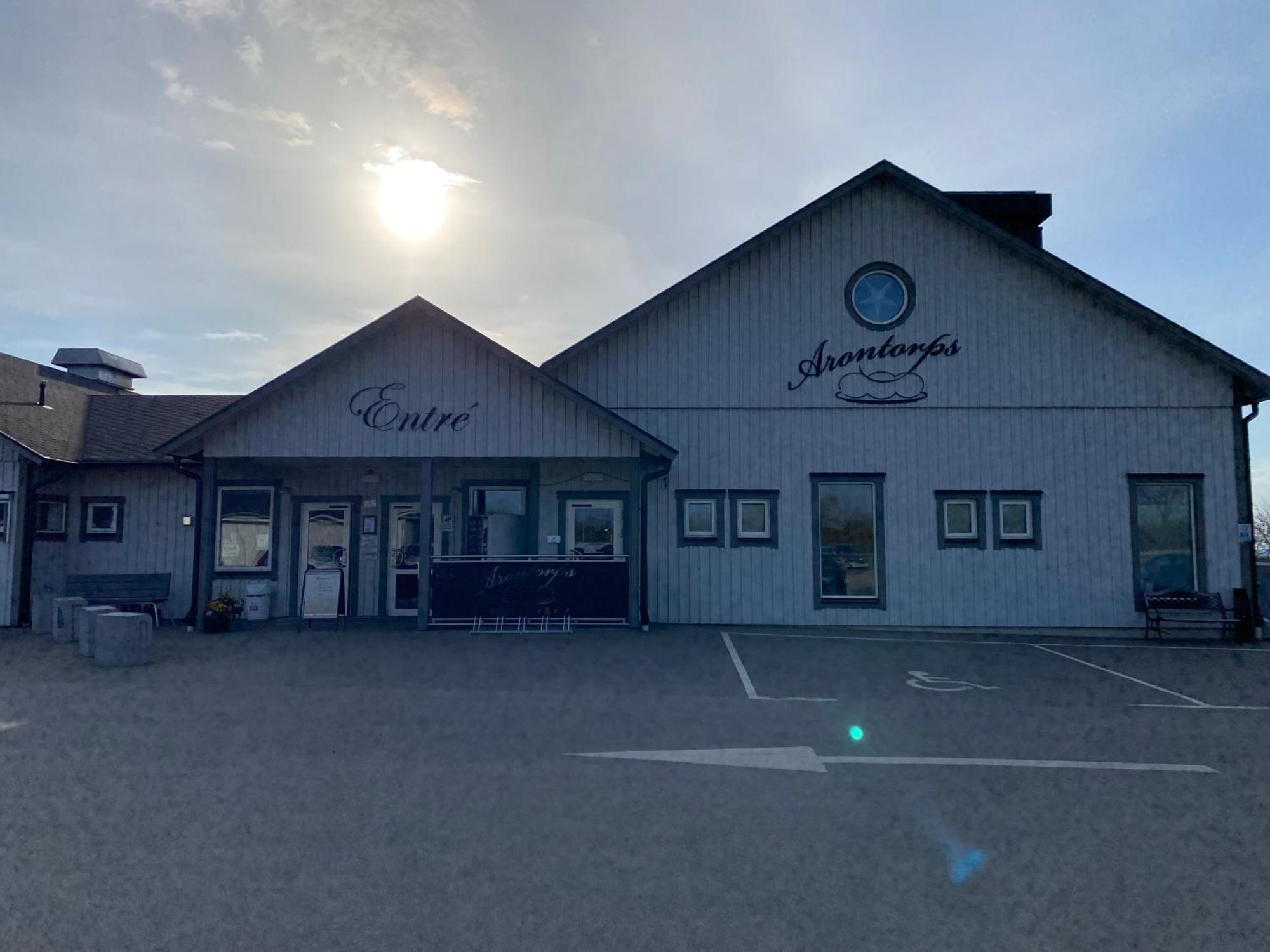 Apartamento Idyliska Boende Mitt Pa Oeland Färjestaden Exterior foto